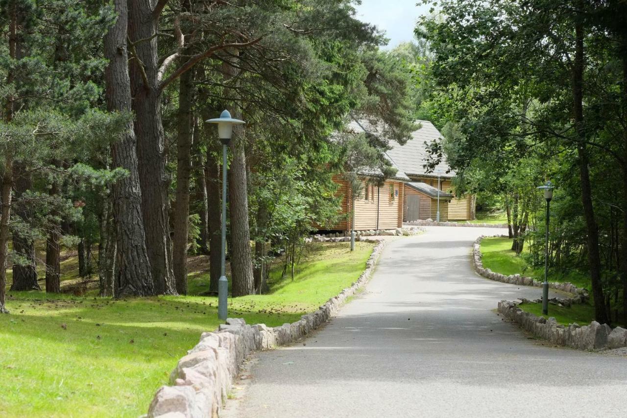 Macdonald Woodland Lodges At Macdonald Aviemore Resort Esterno foto