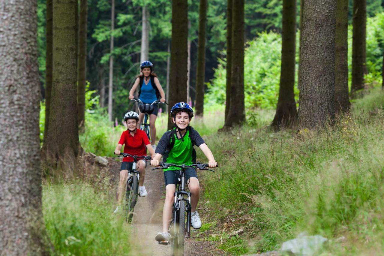 Macdonald Woodland Lodges At Macdonald Aviemore Resort Esterno foto